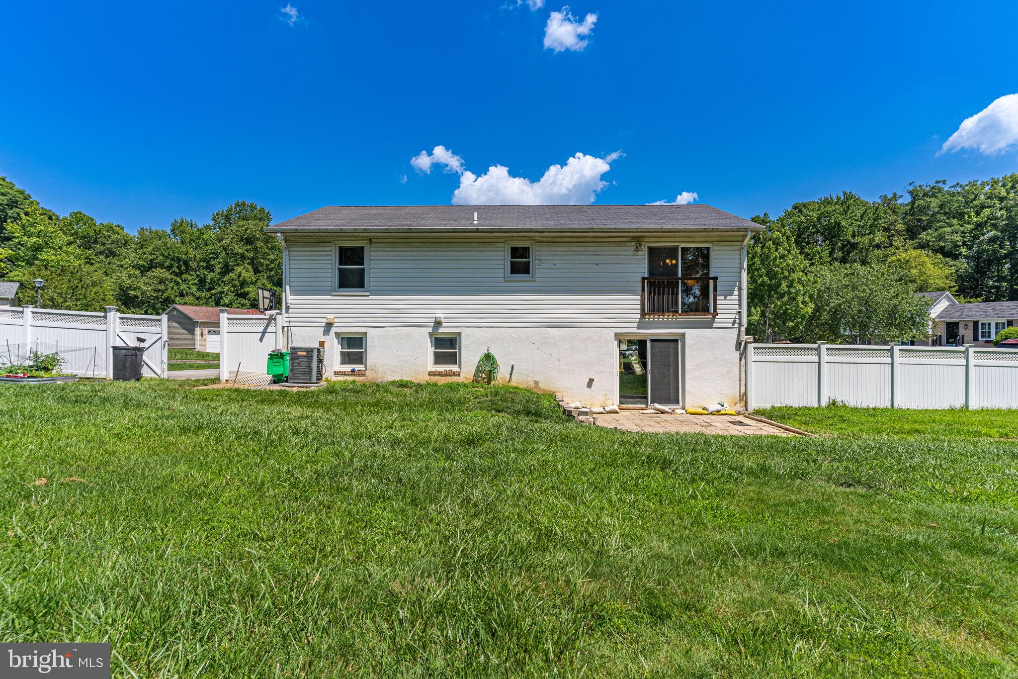 8307 Rison Drive Brandywine, MD 20613 - Photo 4 of 28