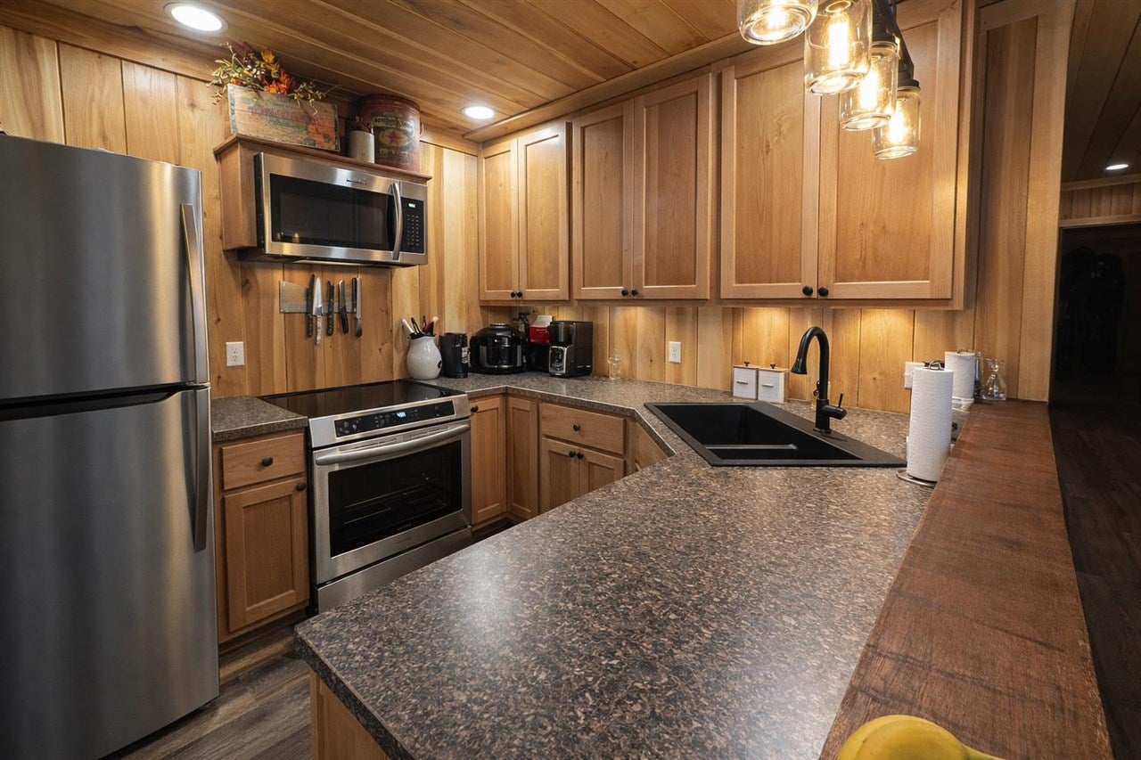 909 Angus Road Canmer, KY 42722 - Photo 12 of 66 Gallery Image 12
