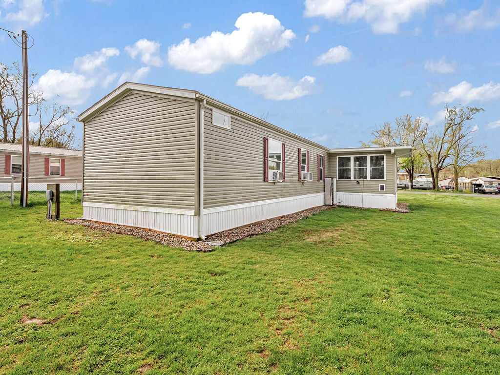 68 Bubble Loo Road Cloverdale, IN 46120 - Photo 2 of 27 Gallery Image 2