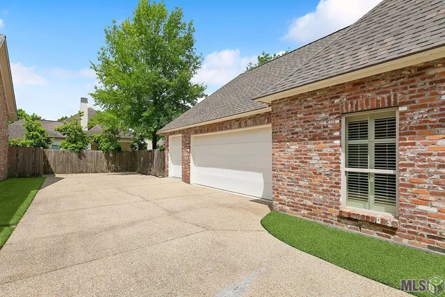 $600,000 | 13652 Kings Ct Avenue, Baton Rouge, LA 70810