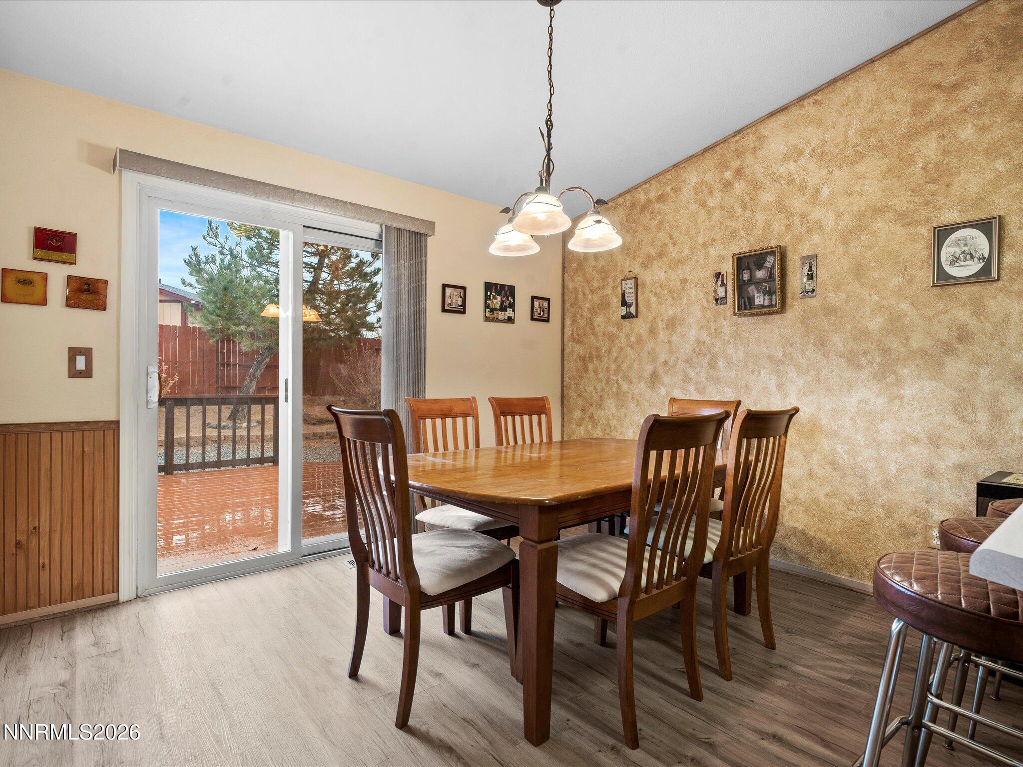 17839 Empire Court Reno, NV 89508 - Photo 10 of 34 13-17839 Empire Ct-165-55-183