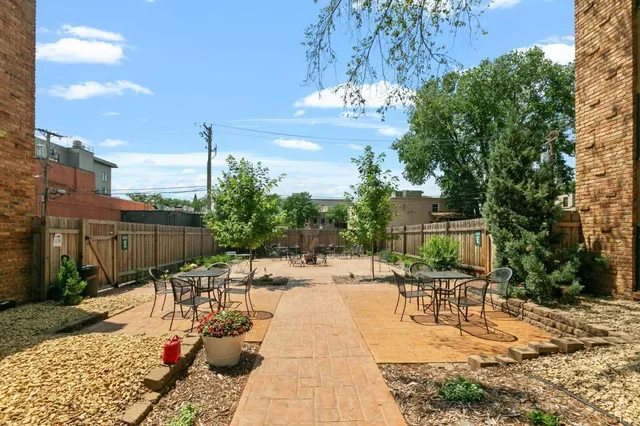 $1,195 | 2530 1st Avenue South, Unit 101, Minneapolis, MN 55404