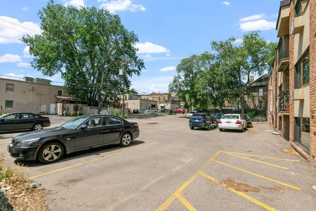 $1,195 | 2530 1st Avenue South, Unit 101, Minneapolis, MN 55404