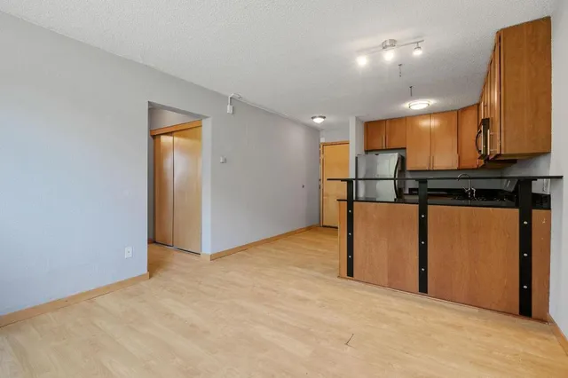 $1,195 | 2530 1st Avenue South, Unit 101, Minneapolis, MN 55404