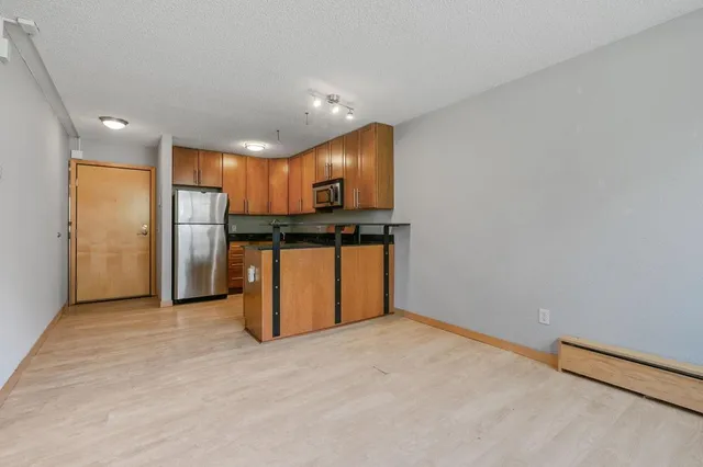 $1,195 | 2530 1st Avenue South, Unit 101, Minneapolis, MN 55404