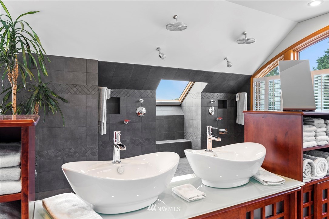 621 View Place Edmonds, WA 98020 - Photo 22 of 40 Gallery Image 22