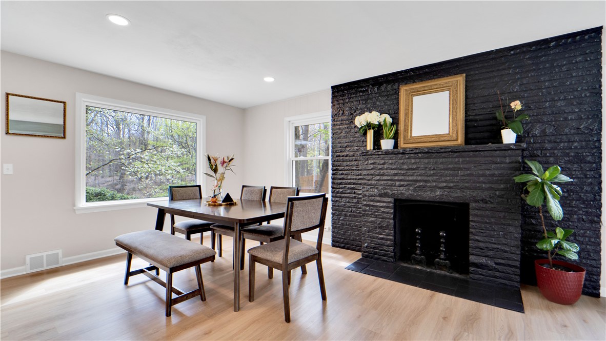 288 Oakridge Drive Irondequoit, NY 14617 - Photo 20 of 44