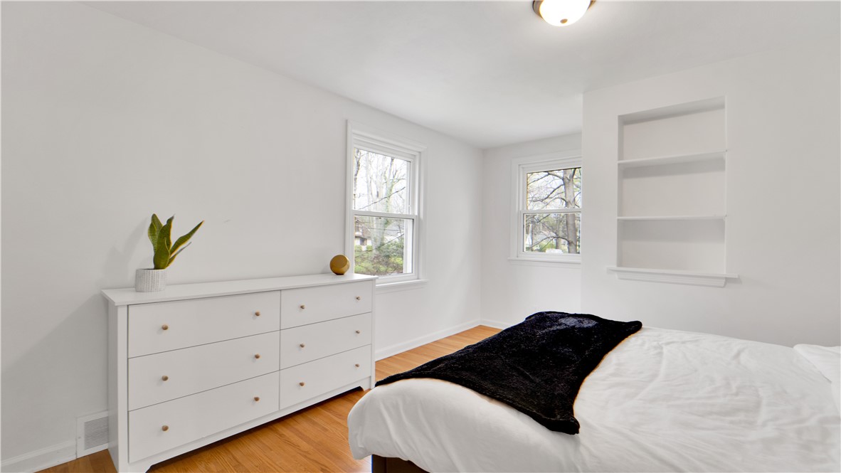 288 Oakridge Drive Irondequoit, NY 14617 - Photo 10 of 44