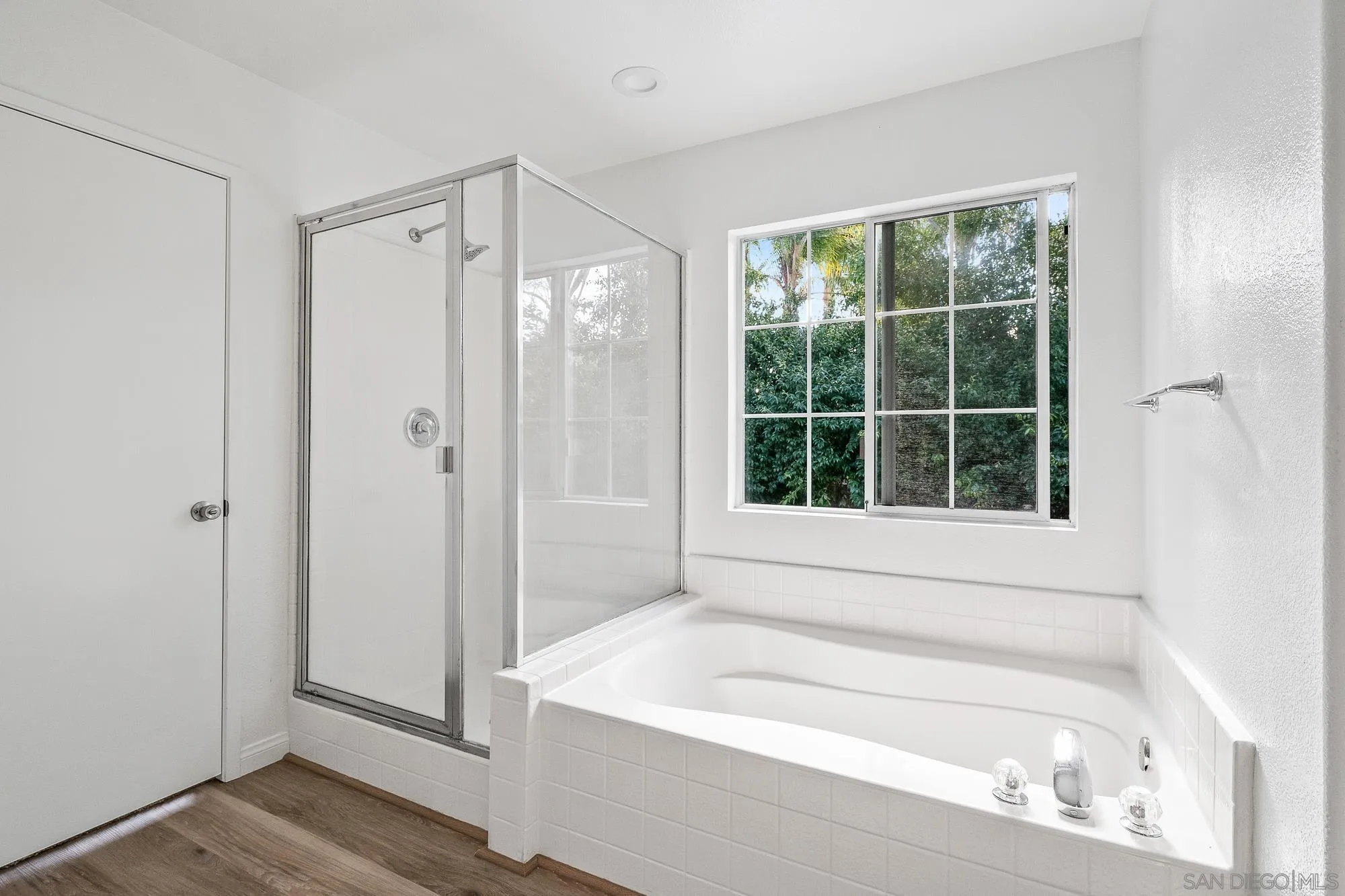 346 Spring Canyon Way Oceanside, CA 92057 - Photo 35 of 48 Gallery Image 35
