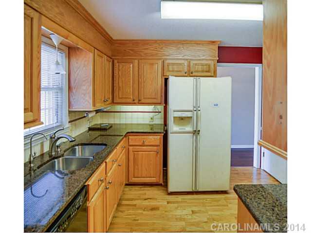 4152 Walker Road Rock Hill, SC 29730 - Photo 4 of 16 Gallery Image 4