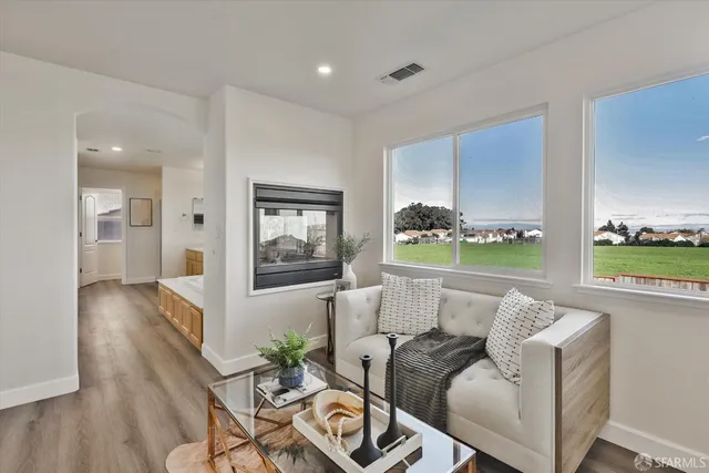 $998,000 | 344 Hawk Ridge Drive, Richmond, CA 94806