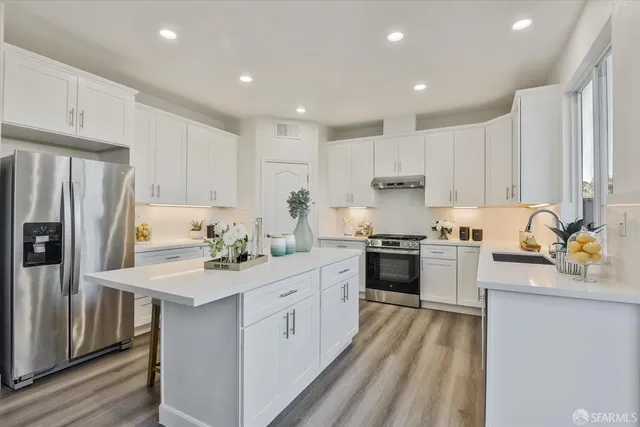 $998,000 | 344 Hawk Ridge Drive, Richmond, CA 94806