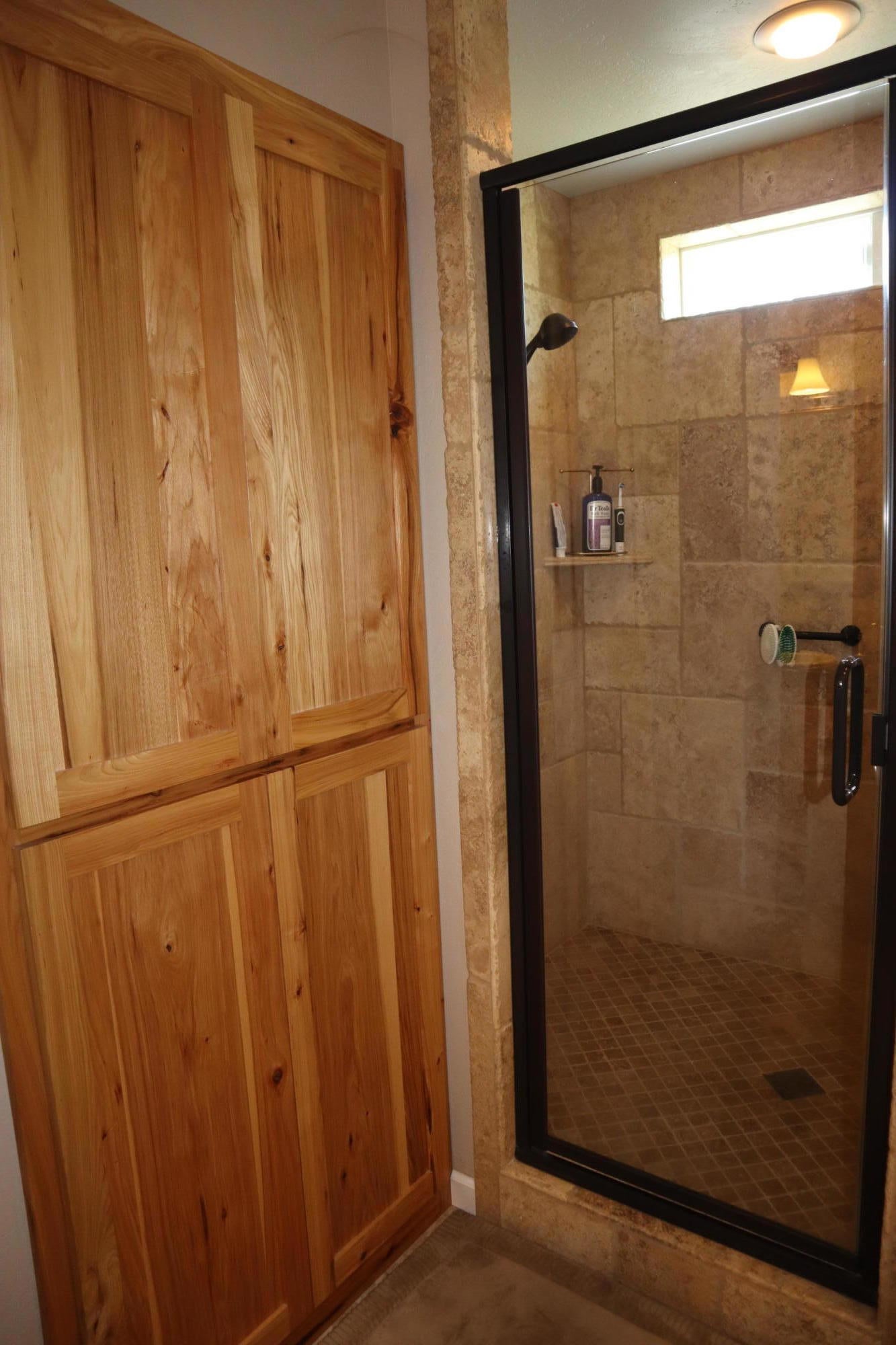 1434 Northeast Quail Crossing Road Grants Pass, OR 97526 - Photo 26 of 32 2017-10-05 02.20.25