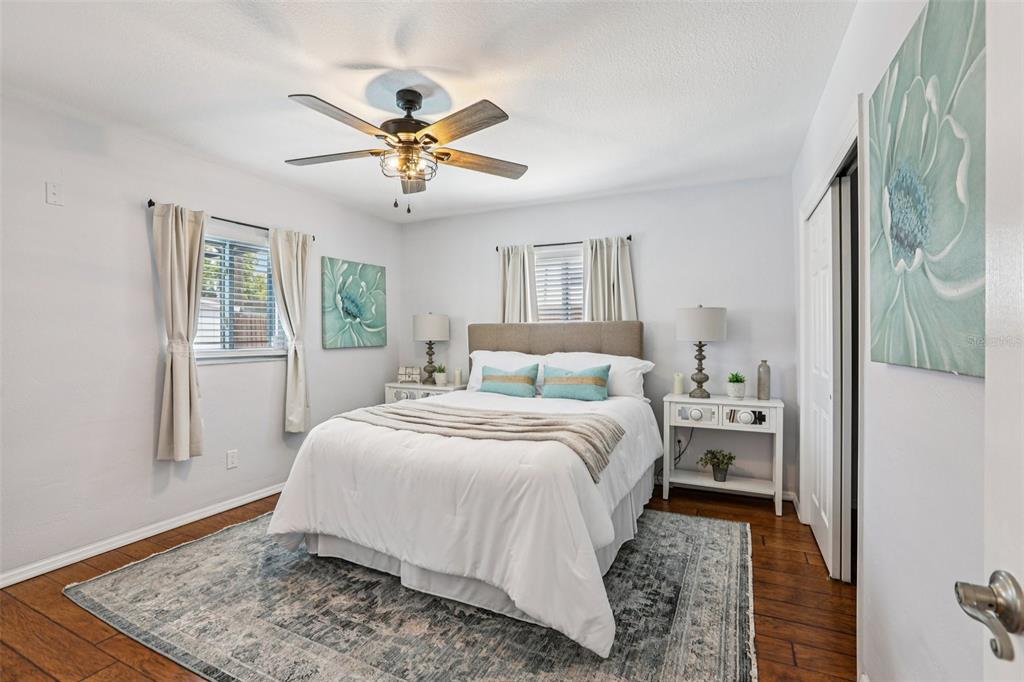 8541 75th Place Seminole, FL 33777 - Photo 21 of 44