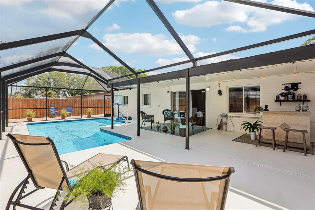 8541 75th Place Seminole, FL 33777 - Photo 30 of 44