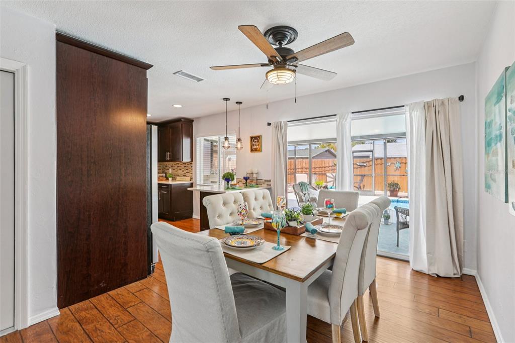 8541 75th Place Seminole, FL 33777 - Photo 9 of 44