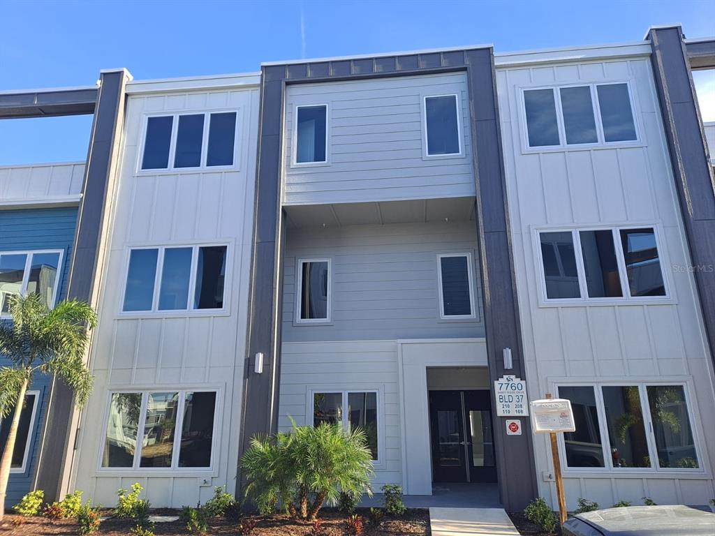 7760 Sandy Ridge Drive, Unit 110 Kissimmee, FL 34747 - Photo 1 of 1