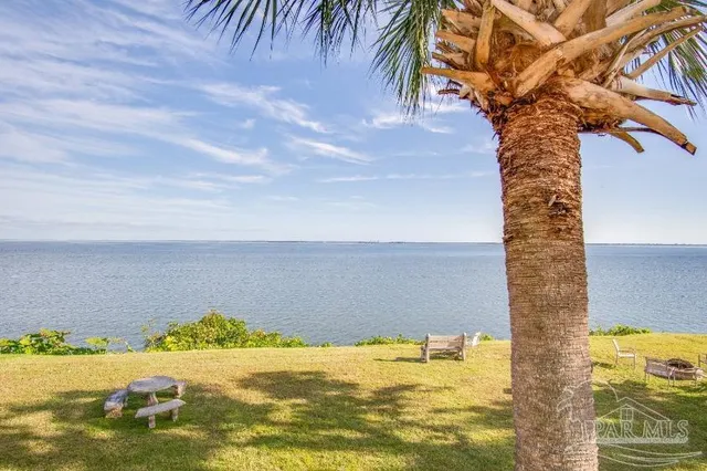 $1,415 | 710 Scenic Highway, Unit 323, Pensacola, FL 32503