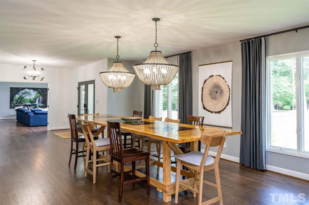 5514 Lambshire Drive Raleigh, NC 27612 - Photo 5 of 30