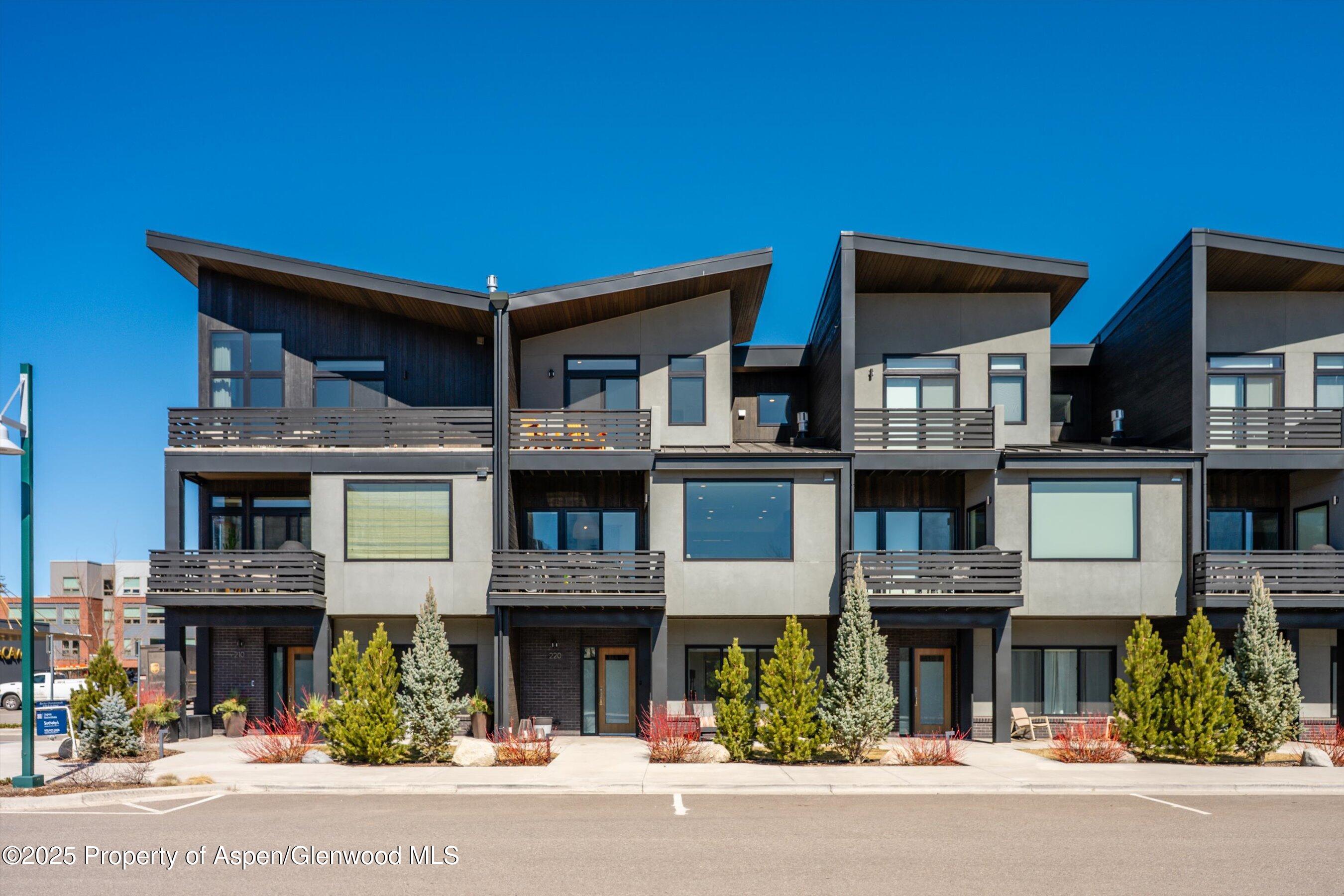 220 Lewis Lane Basalt, CO 81621 - Photo 1 of 32 a front view of multiple houses