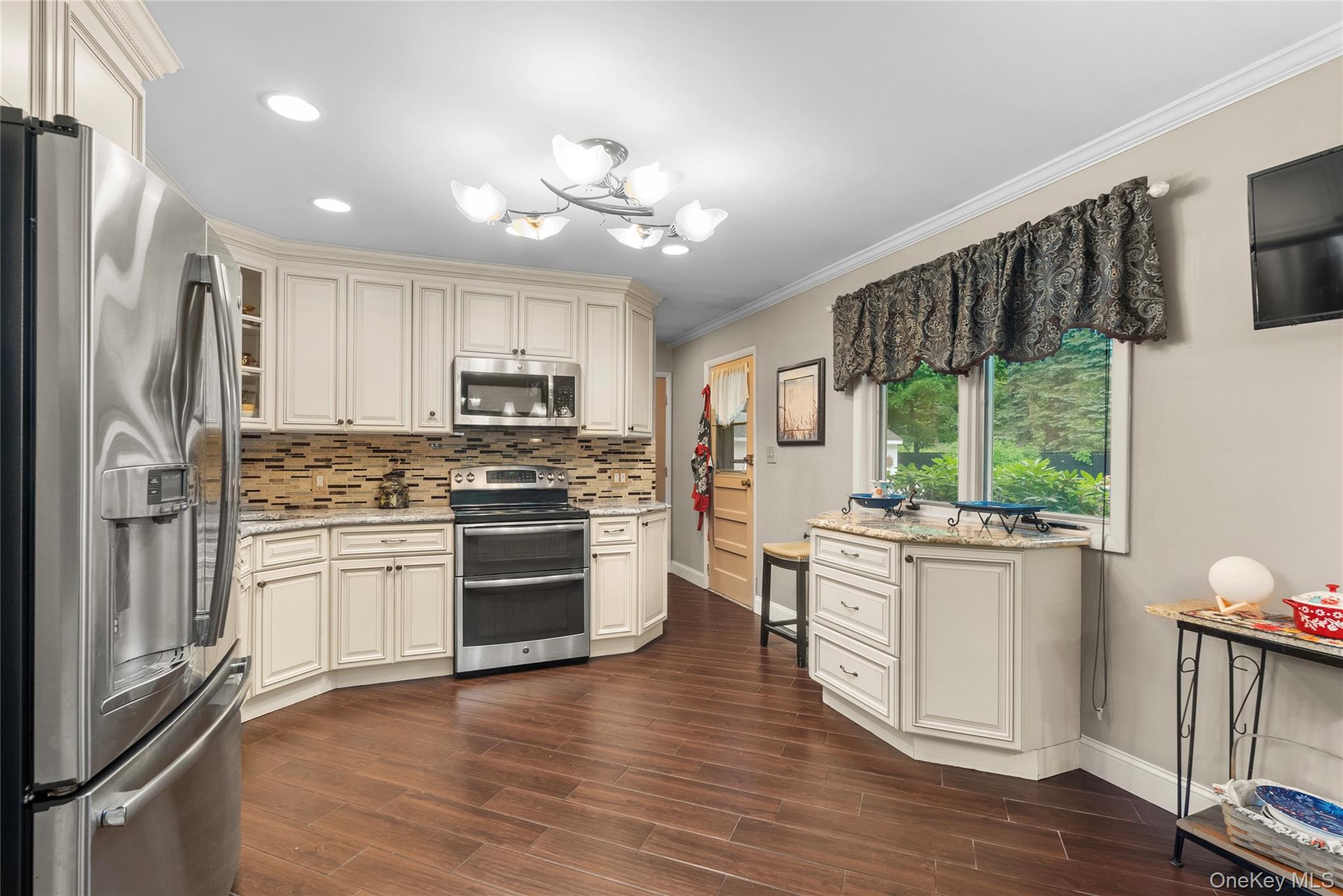 27 Margaret Road Monroe, NY 10950 - Photo 14 of 48