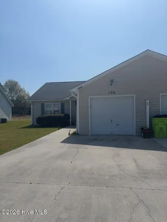 $1,150 | 106 Charlton Road, Hubert, NC 28539