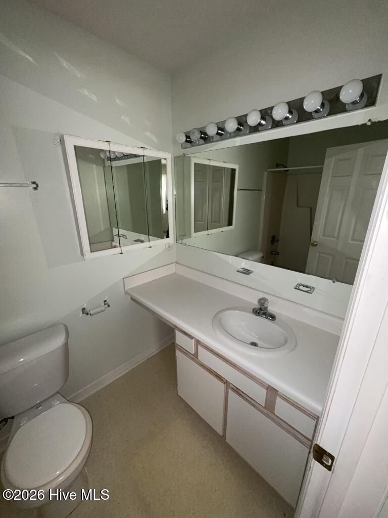 106 Charlton Road Hubert, NC 28539 - Photo 7 of 14 Bathroom 1