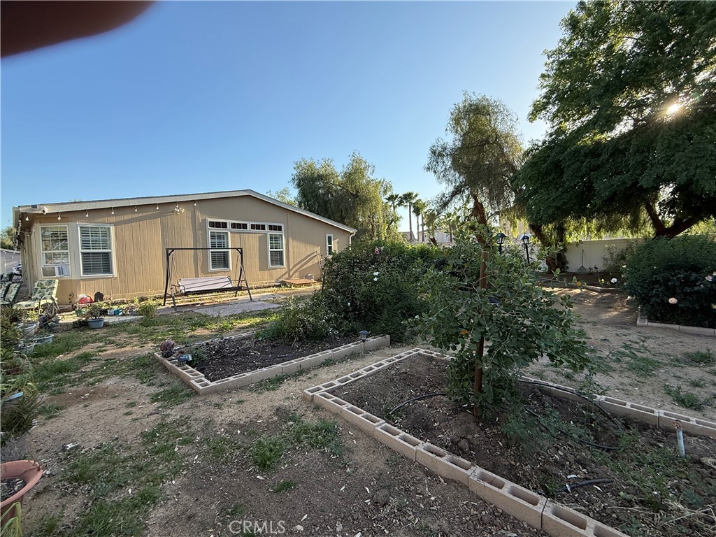 26825 Lazy Creek Road Menifee, CA 92586 - Photo 4 of 25