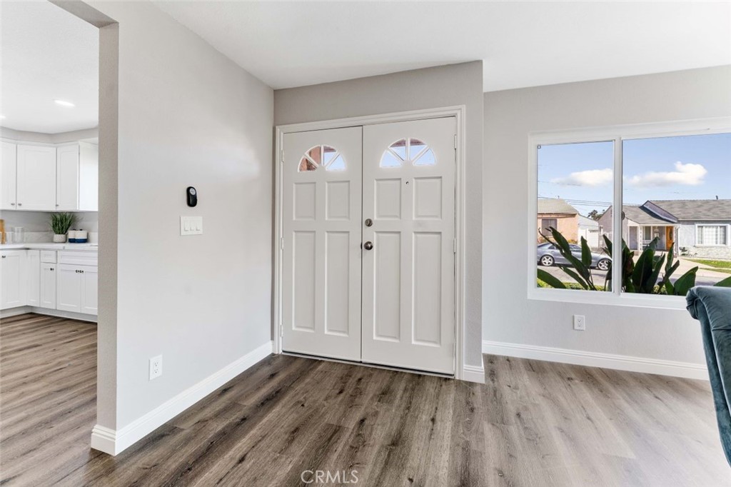 445 Via Val Verde Montebello, CA 90640 - Photo 5 of 51