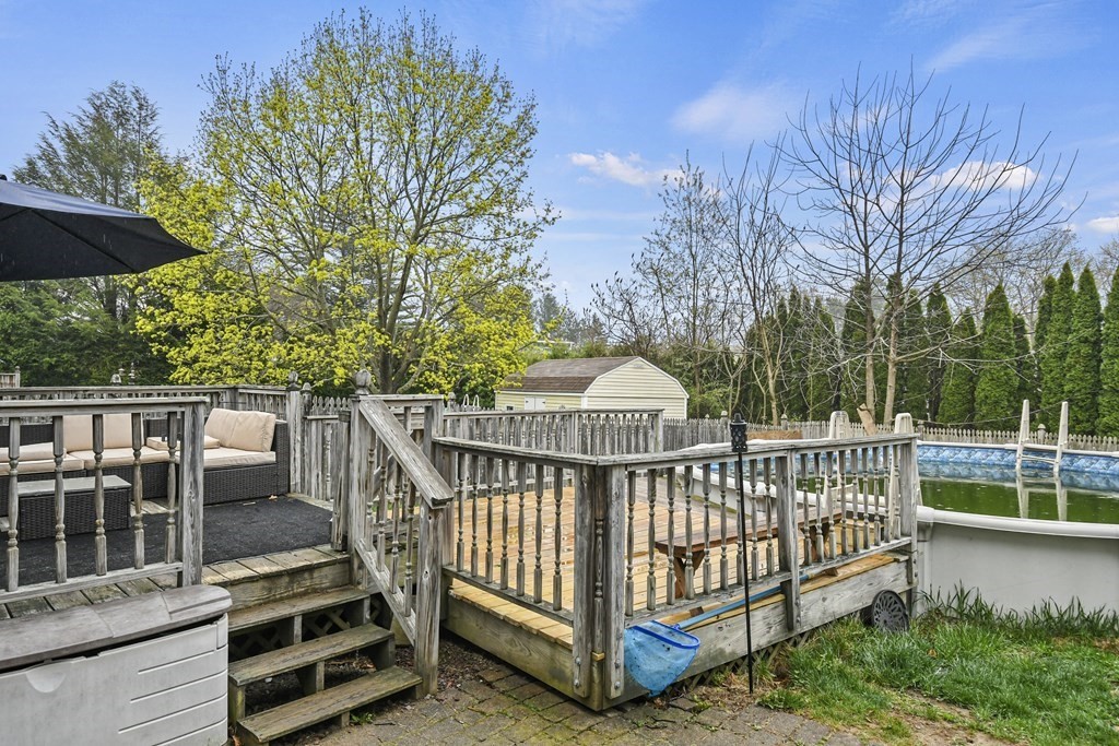 7 Inwood Road Auburn, MA 01501 - Photo 29 of 32 Gallery Image 29