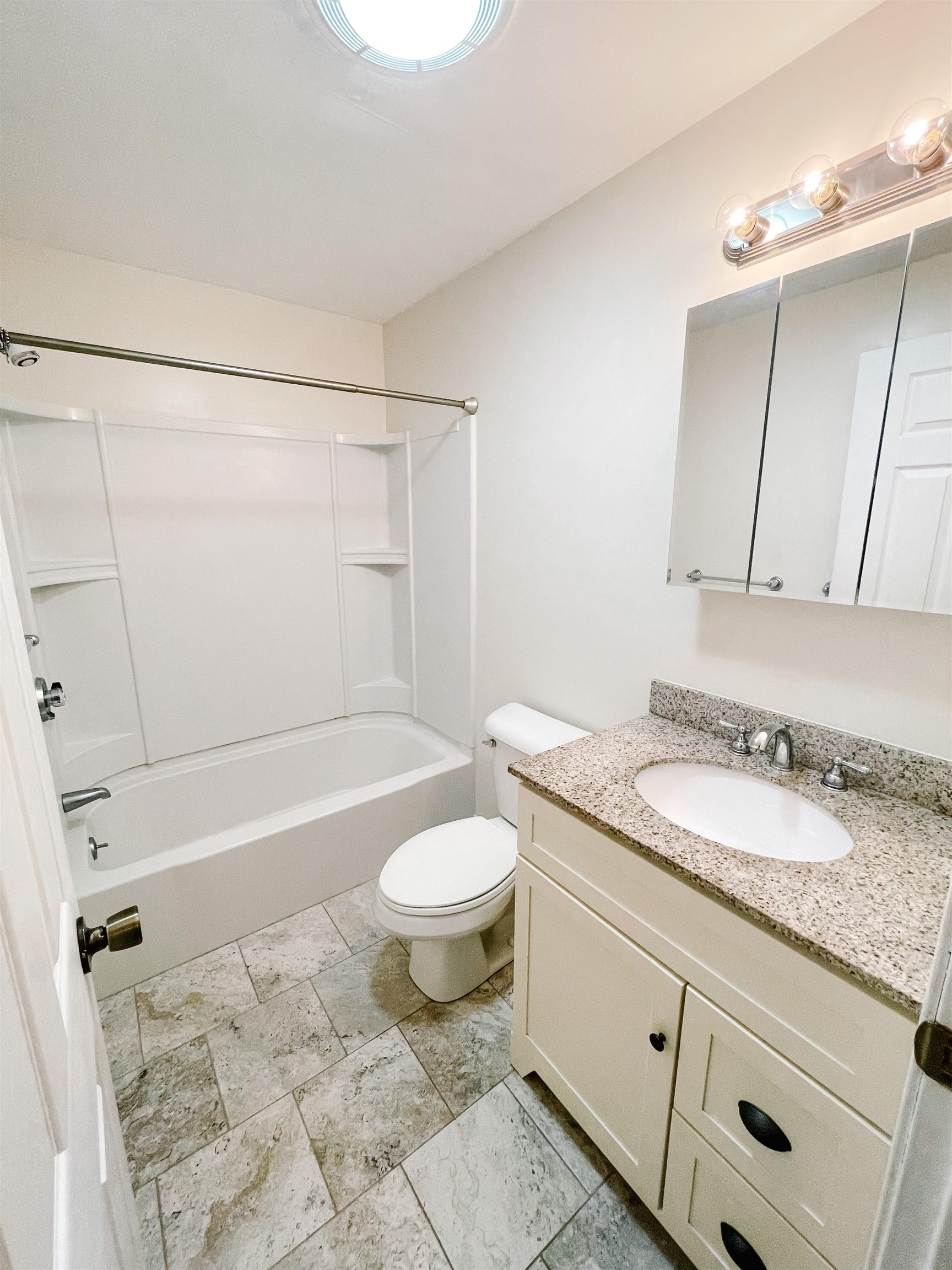 10 Woodland Green Rochester, NH 03868 - Photo 11 of 12 Gallery Image 11