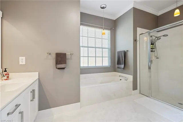 $3,000 | 3487 Ocean Bluff Court, Naples, FL 34120