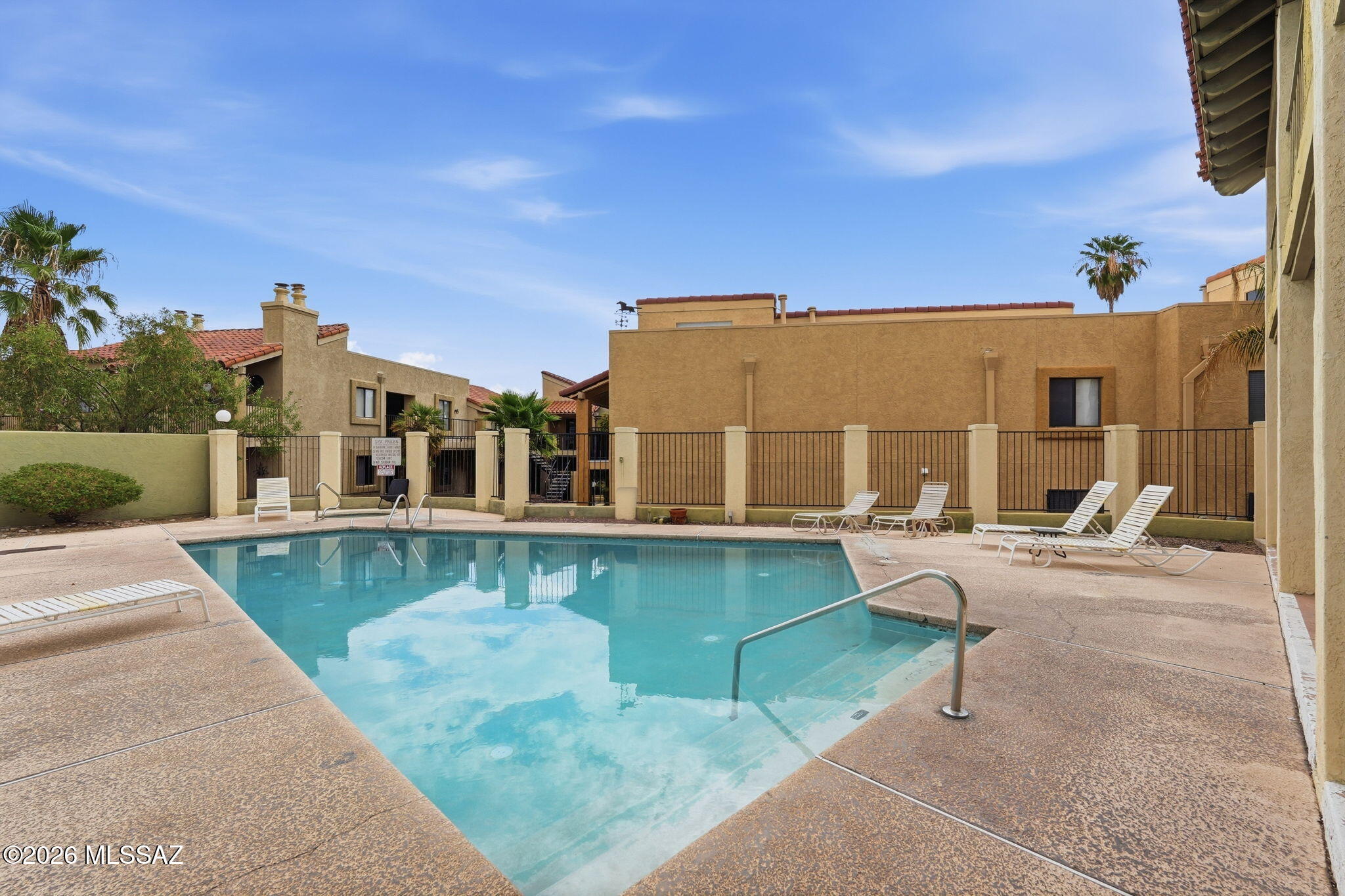 8263 North Oracle Road, Unit 137 Tucson, AZ 85704 - Photo 32 of 36 Pool 1
