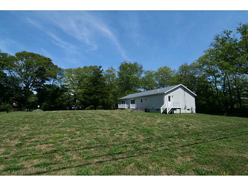 11 North Brayton Road Tiverton, RI 02878 - Photo 19 of 19 Yard/Garden.