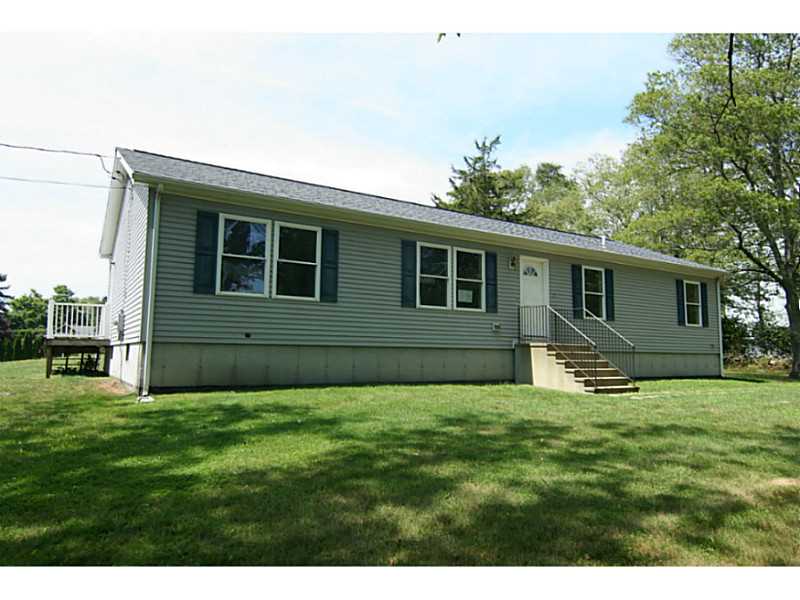 11 North Brayton Road Tiverton, RI 02878 - Photo 2 of 19 Exterior Front.