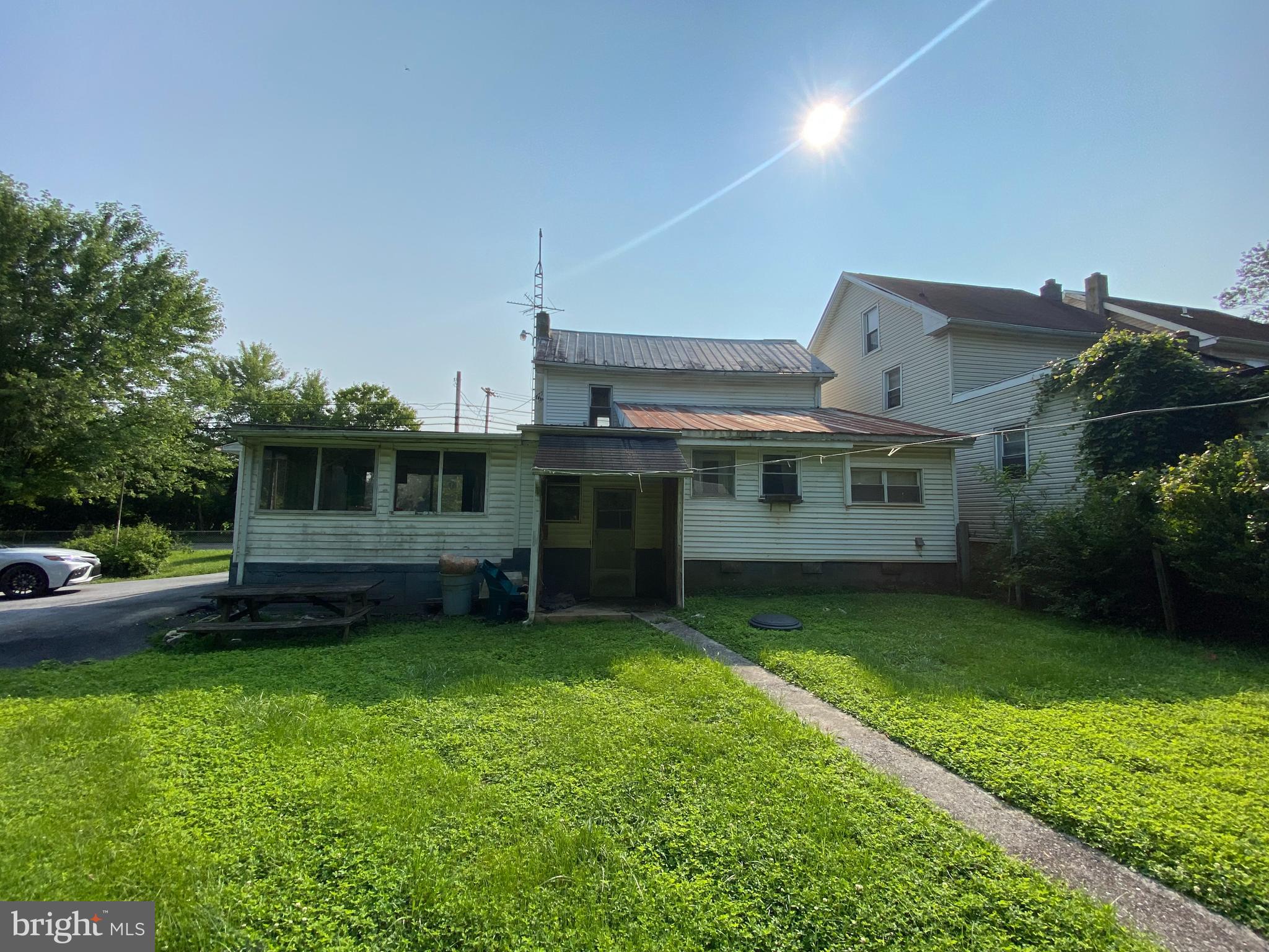 15826 Clear Spring Road Williamsport, MD 21795 - Photo 3 of 18 Gallery Image 3