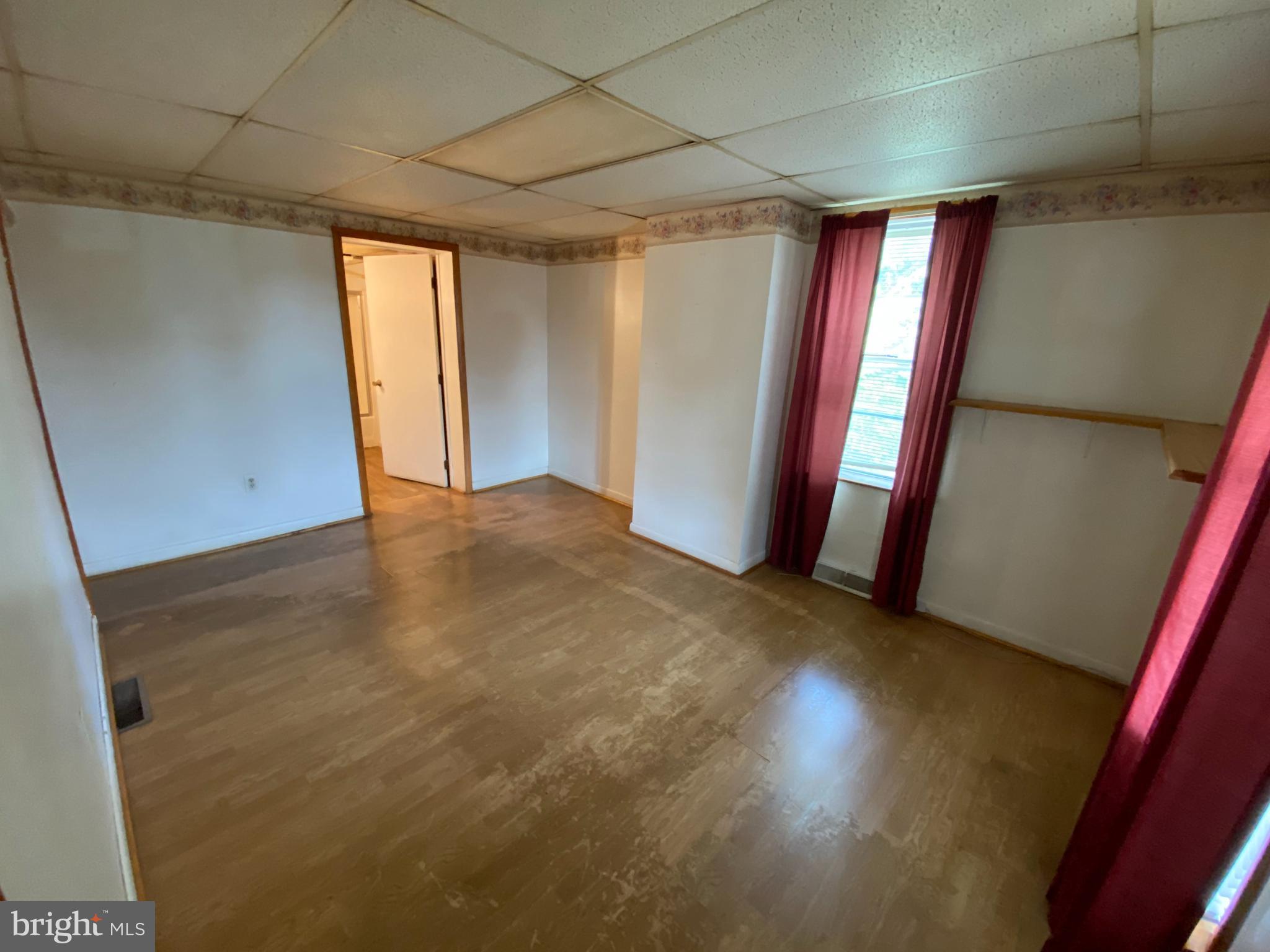 15826 Clear Spring Road Williamsport, MD 21795 - Photo 6 of 18 Gallery Image 6