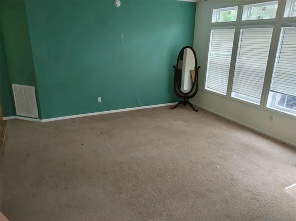 $299,900 | 2930 South Palmetto Street, Bunnell, FL 32110