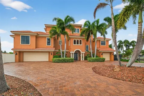 $3,250,000 | 4401 38th Street South, St. Petersburg, FL 33711