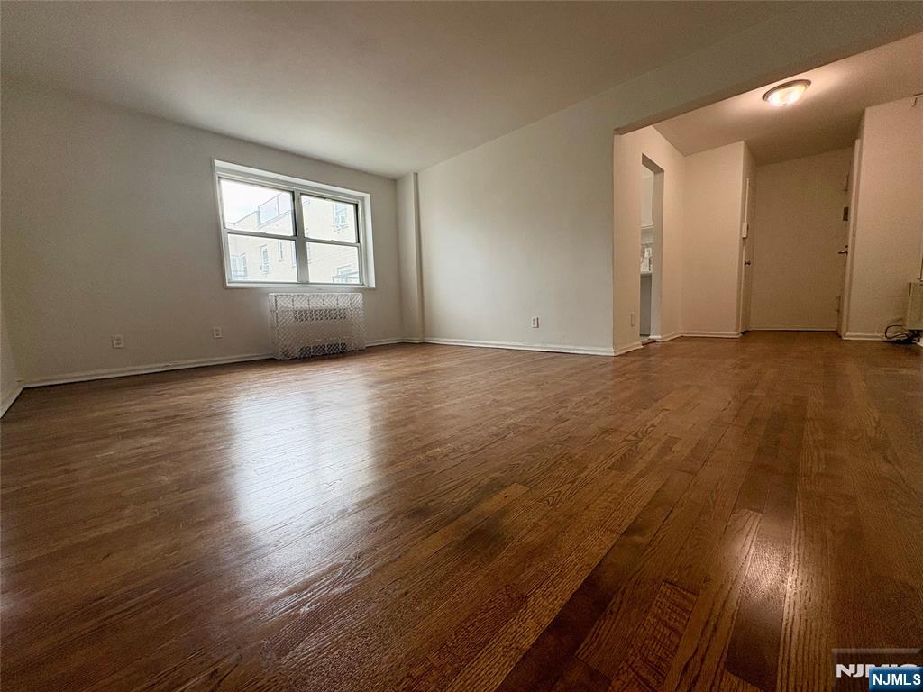 2205 North Central Road, Unit 4D Fort Lee, NJ 07024 - Photo 18 of 39