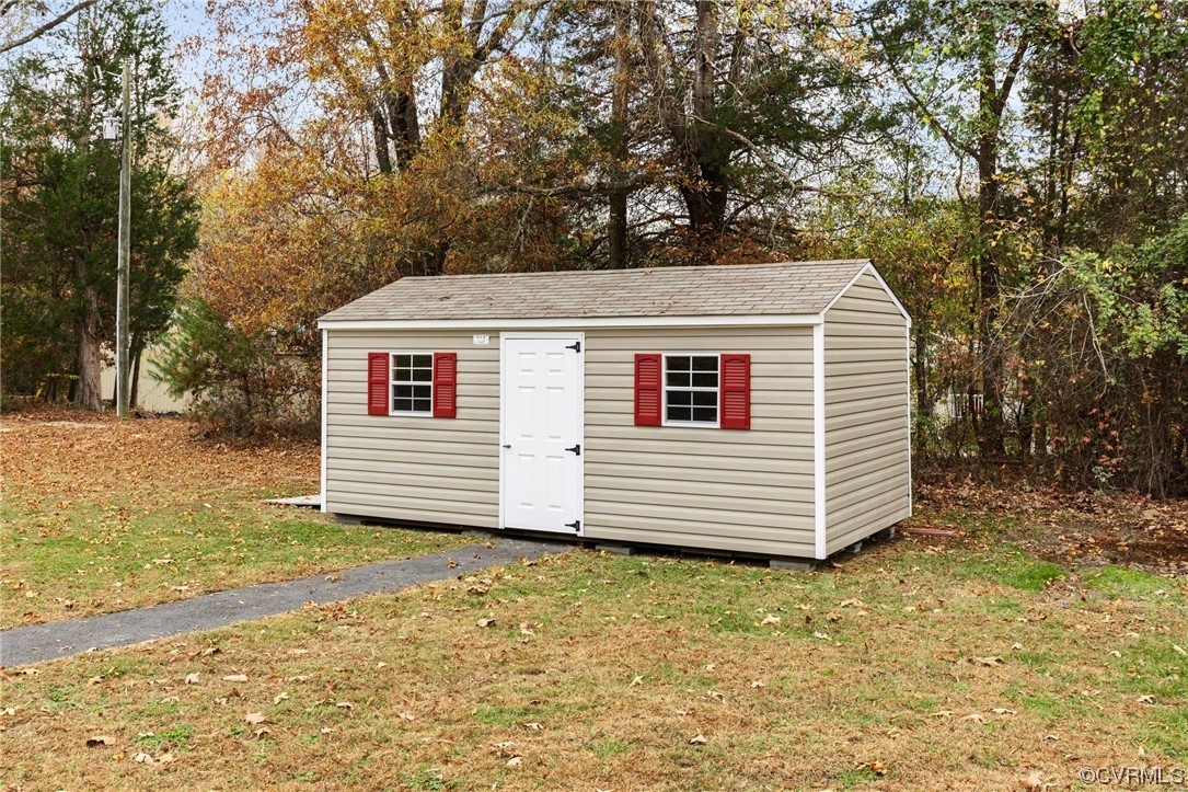 4813 Cartersville Road Powhatan, VA 23139 - Photo 21 of 26 Gallery Image 21
