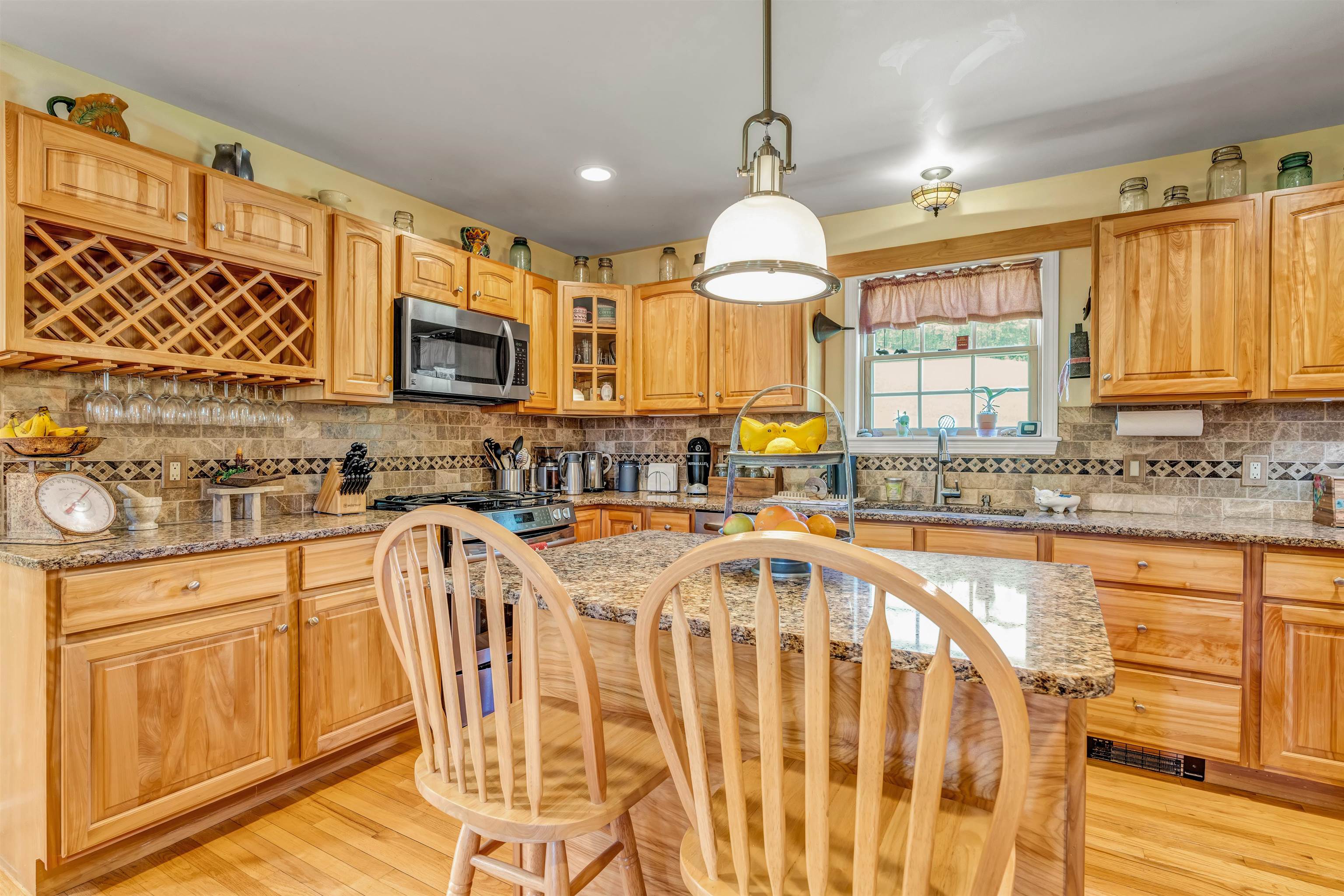 185 Whitney Hill Road Tunbridge, VT 05077 - Photo 6 of 40