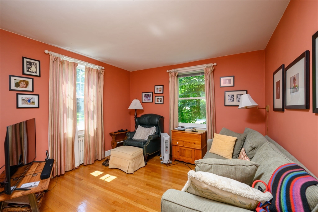 5 Windsor Road Cohasset, MA 02025 - Photo 12 of 29 Gallery Image 12