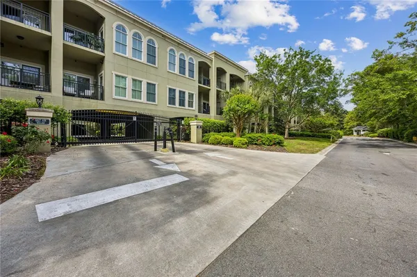$2,100 | 150 Salt Air Drive, Unit 303, St. Simons Island, GA 31522