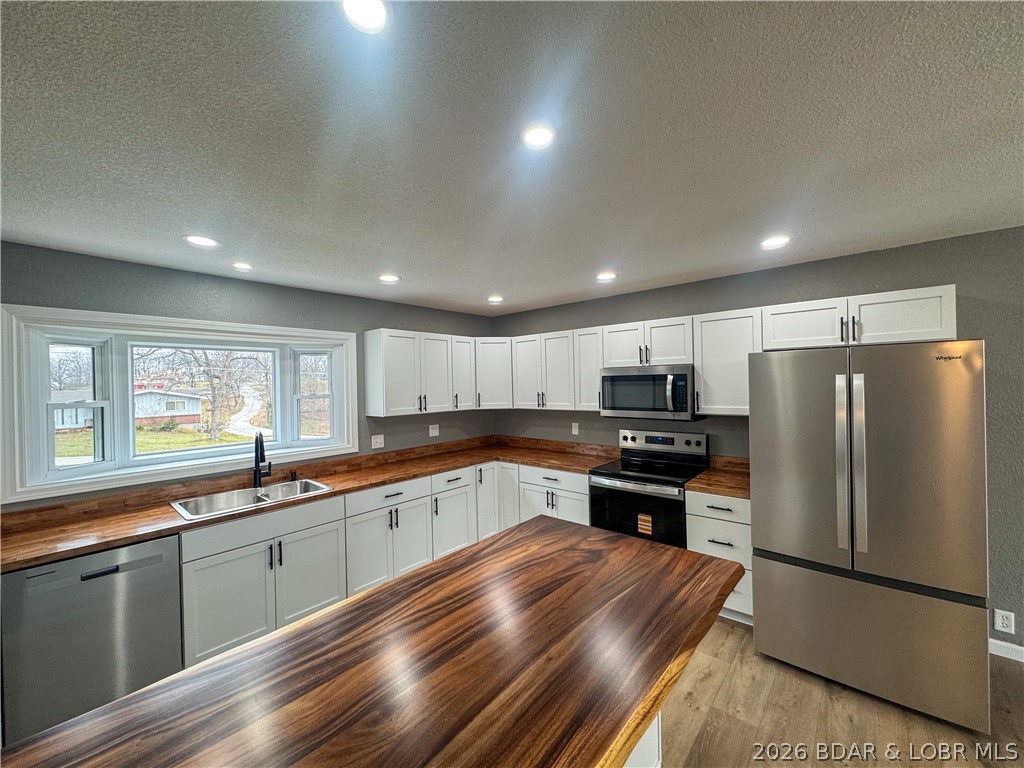 117 Dunwurkin Road Laurie, MO 65037 - Photo 1 of 44