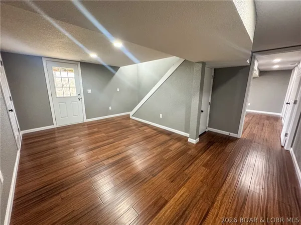 $294,500 | 117 Dunwurkin Road, Laurie, MO 65037