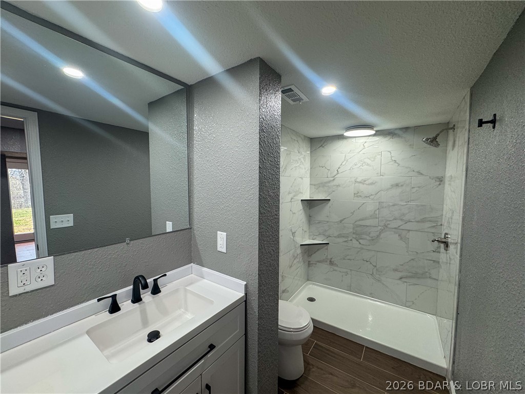 117 Dunwurkin Road Laurie, MO 65037 - Photo 30 of 44