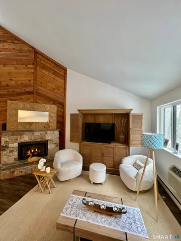 $219,000 | 319 Cliffside Drive, Torrington, CT 06790