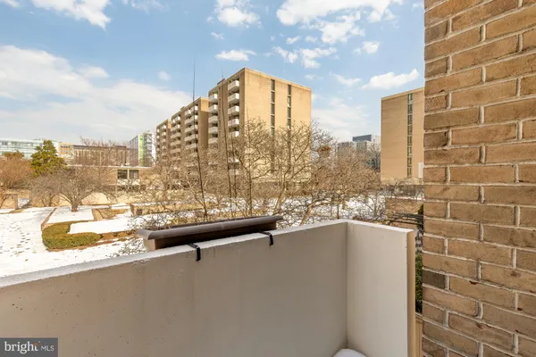 $530,000 | 363 N Street Southwest, Unit 363, Washington, DC 20024