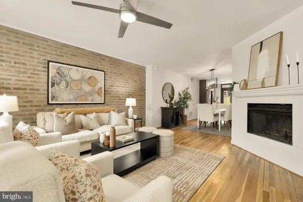 $530,000 | 363 N Street Southwest, Unit 363, Washington, DC 20024